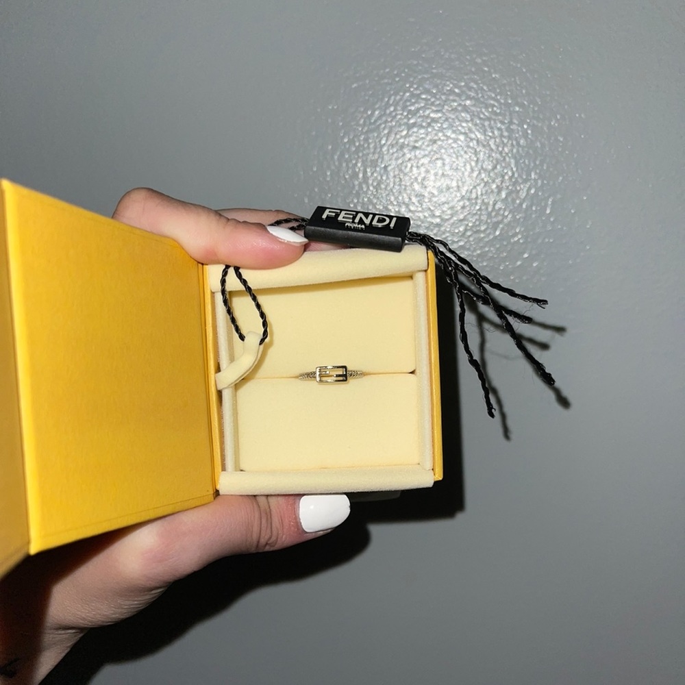 FENDI SILVER BAGUETTE RING